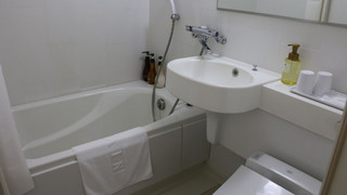 プレミアツインルーム 禁煙 (ユニットバス付)