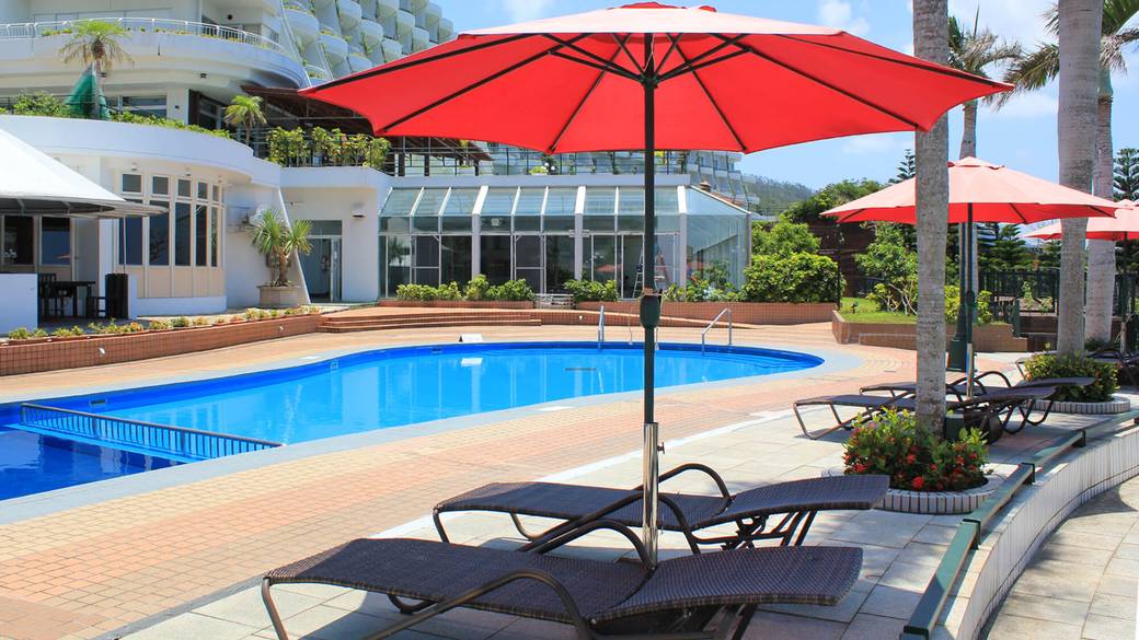 ガーデンプールサイド / 2