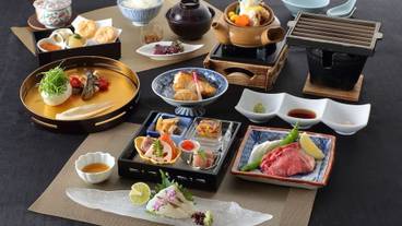 食事・飲み物 / 5