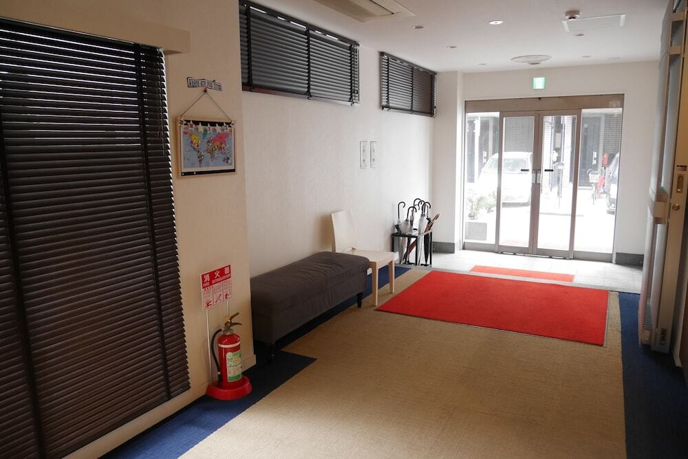 内部エントランス