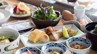 朝食 / 15