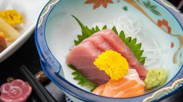 食事・飲み物 / 22