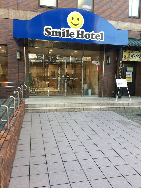施設の入り口