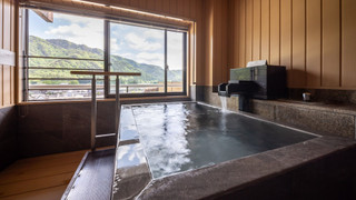 Mikazuki CLUB9 すその 禁煙