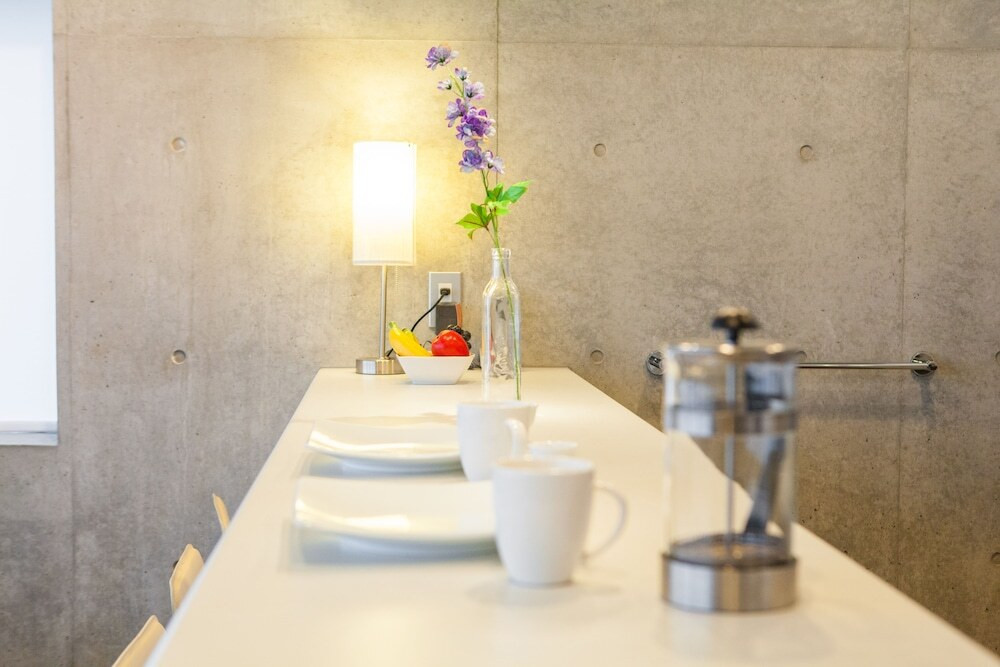 客室内のダイニングエリア