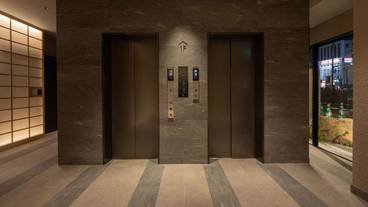 施設の入り口 / 16