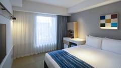 沖縄逸の彩ホテル