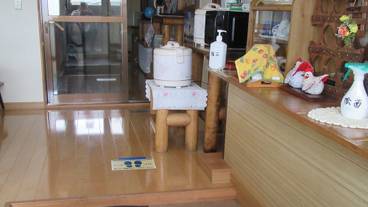 客室内のダイニングエリア / 8