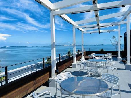 瀬戸内の小さなホテル ミサキテラス / 2