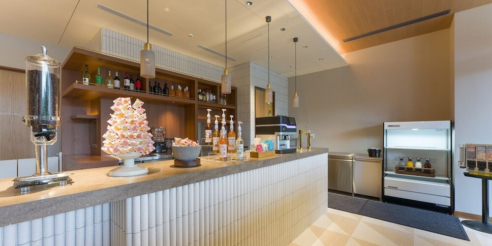 ロビーラウンジ