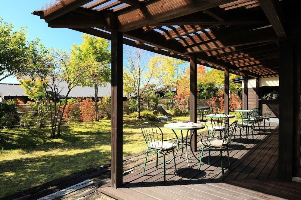 屋外ダイニングエリア