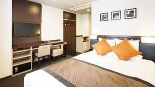 スタンダードダブル 禁煙/ 13平米