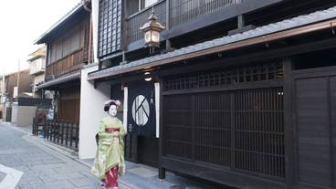 施設の正面 / 1