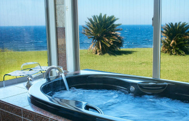7 Best Hotels &amp; Exclusive Rentals for a Relaxing Island Trip in Izu Oshima