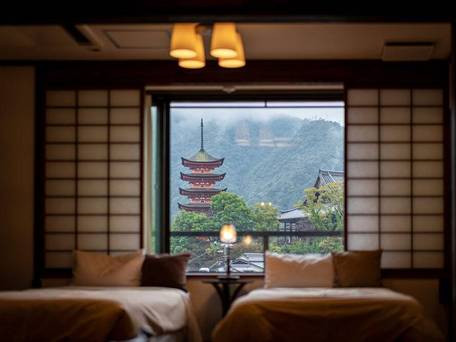 宮島潮湯温泉 錦水館 / 2