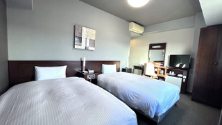 ツインルームシングルサイズベッド 2 台禁煙