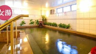 屋内スパ浴槽 / 1