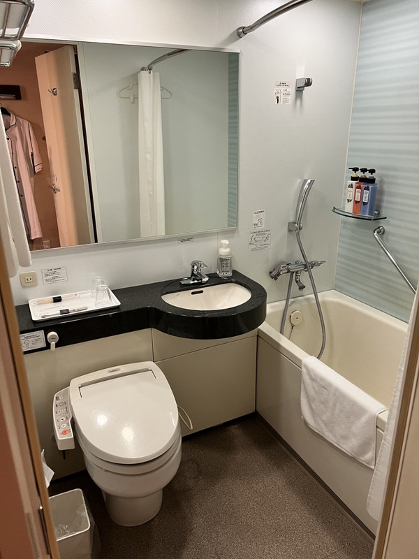 バスルームも広め