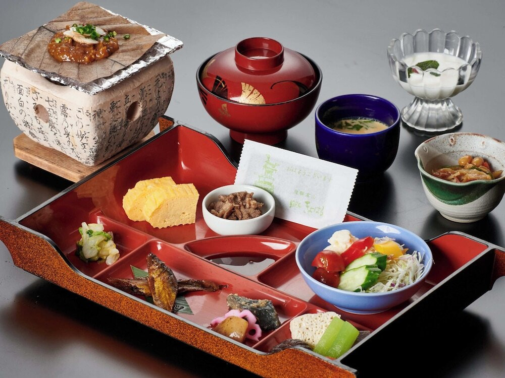 朝食