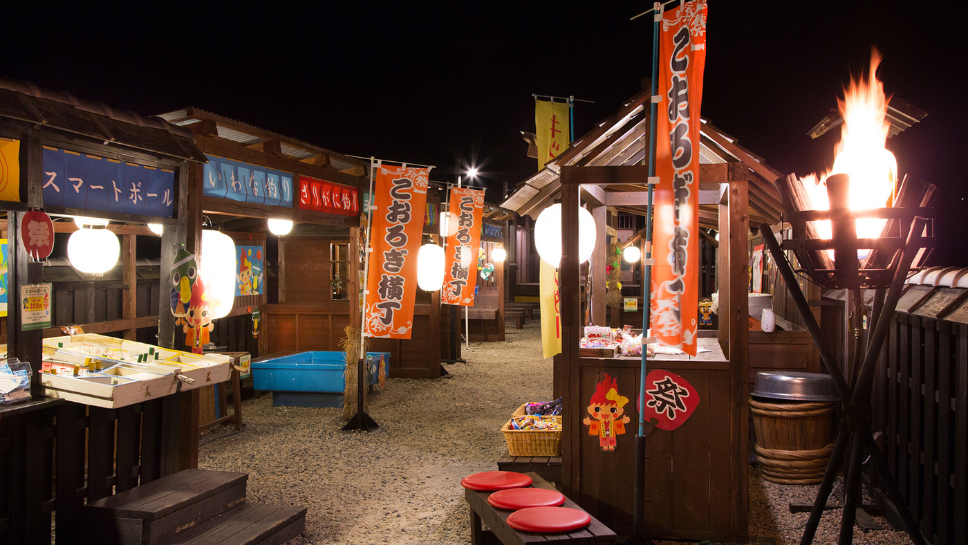 プレミアムな客室に泊まれば朝食もプレミアム！ショーや縁日も人気の宿3845856