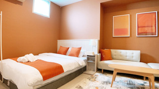 ダブルルーム エキストラベッド付 202号 禁煙 (ソファベッド用の寝具は部屋に常備していない為 事前にリクエストが必要)