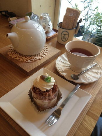 「クルミ」 料理 55255255 CAKE SET【850円】
モンブラン＆hot紅茶