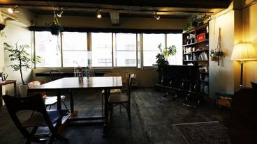 ロビーラウンジ / 3