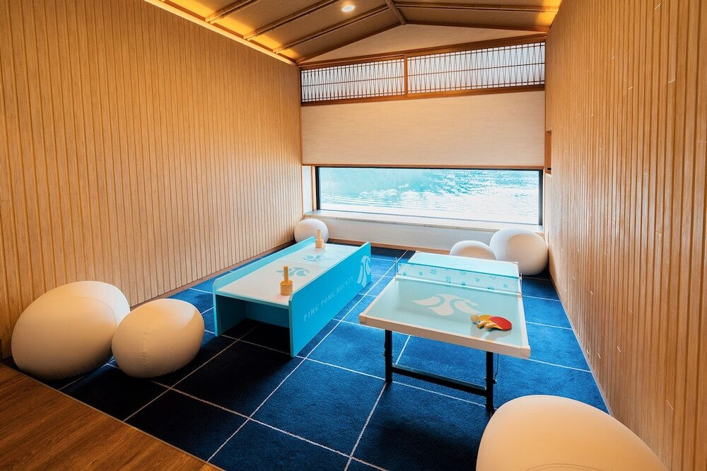 カップルで対決！お風呂の後は卓球を3528522