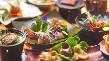 食事・飲み物 / 4