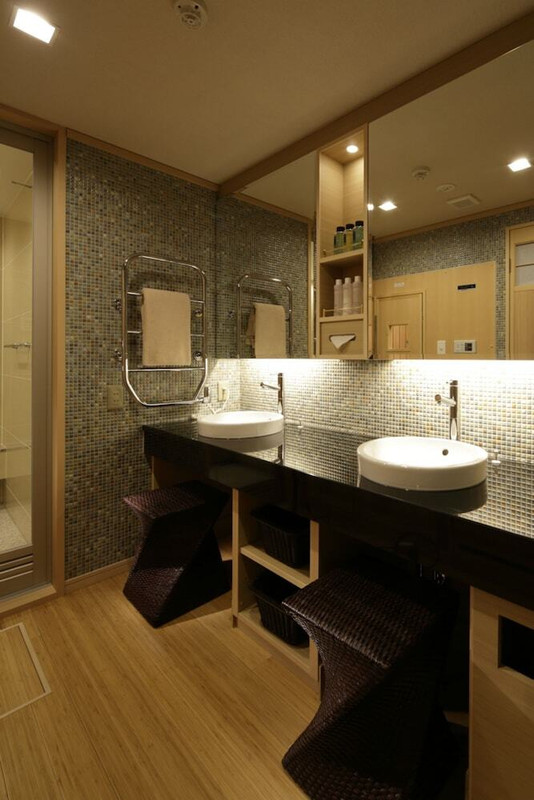 テラス付和洋室 湖側一例/洗面台