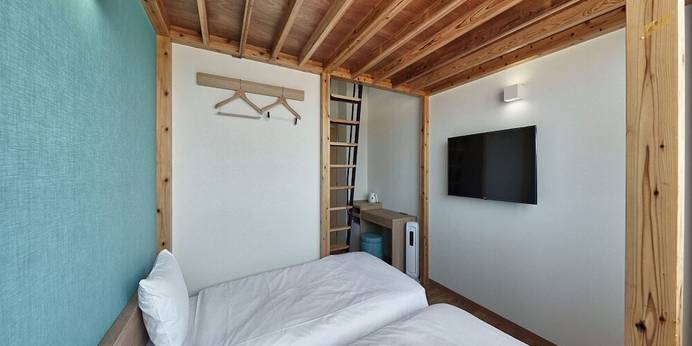 CABIN&HOTEL ReTIME(沖縄県 カプセルホテル) / 1