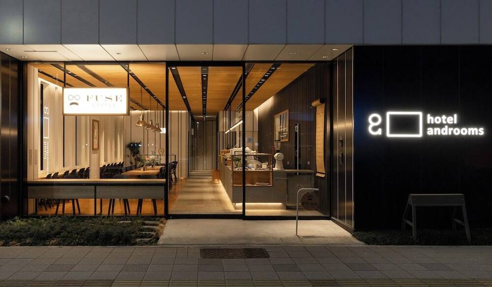 エントランス / 1