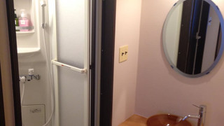 ツインルーム専用シャワー付き(2名)