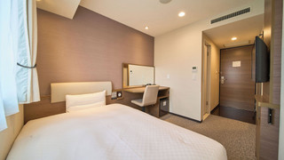 シングルルーム 喫煙可 (ダブルベッド1台)