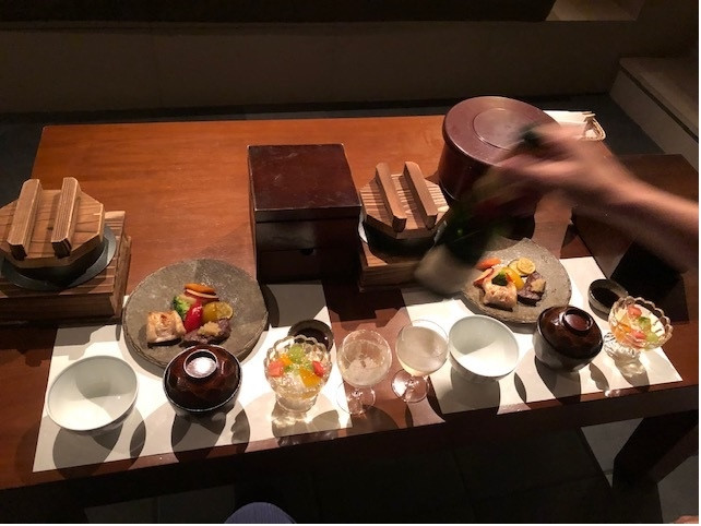 部屋食。