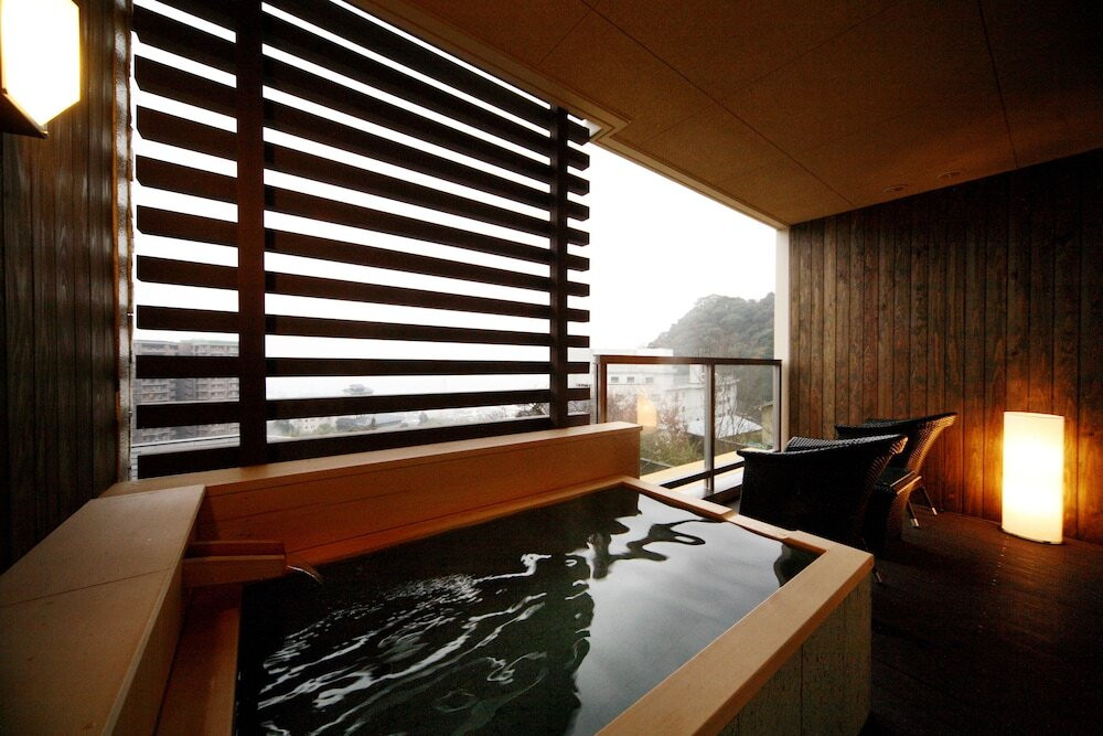 新館 月ノ想／客室露天風呂一例①