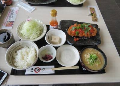 奈良名産レストラン&CAFE まるかつ