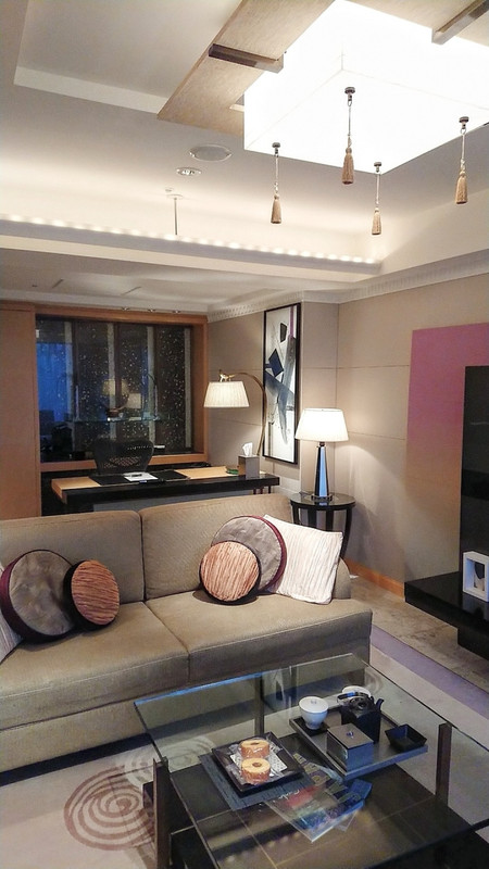 天井も高いリビング