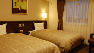 ツインルームシングルサイズベッド 2 台禁煙