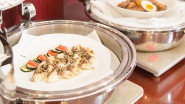 食事・飲み物 / 15