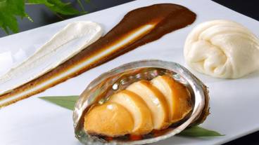 食事・飲み物 / 3