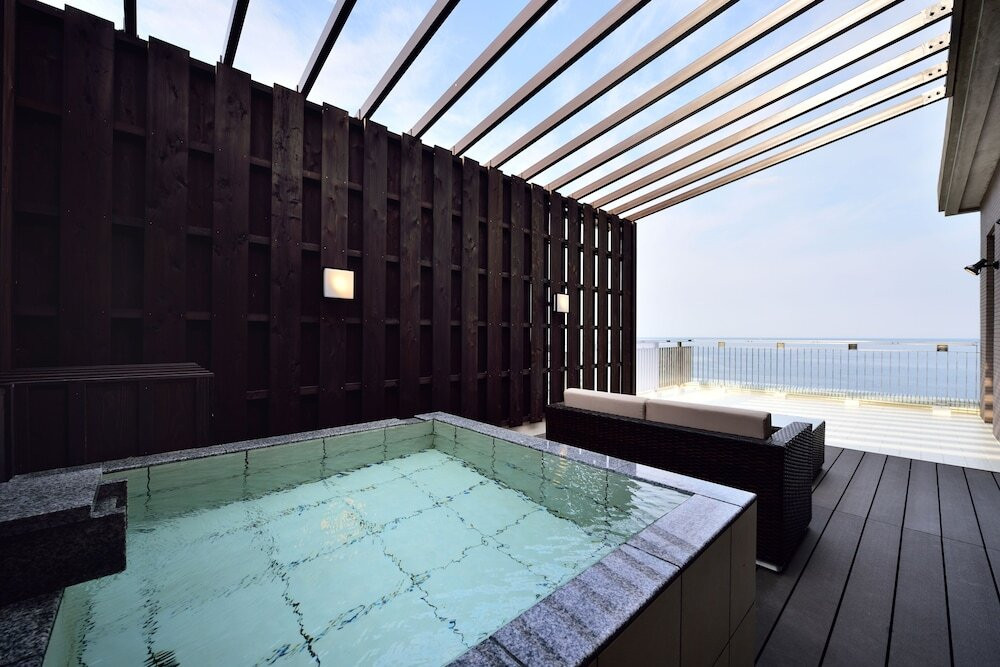 オーベルジュ フォンテーヌ・ブロー熱海【静岡県】4010091