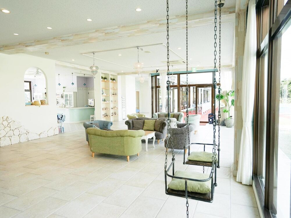 ロビーラウンジ