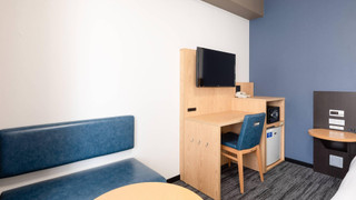 スタンダード ルーム クイーンベッド 1 台 禁煙