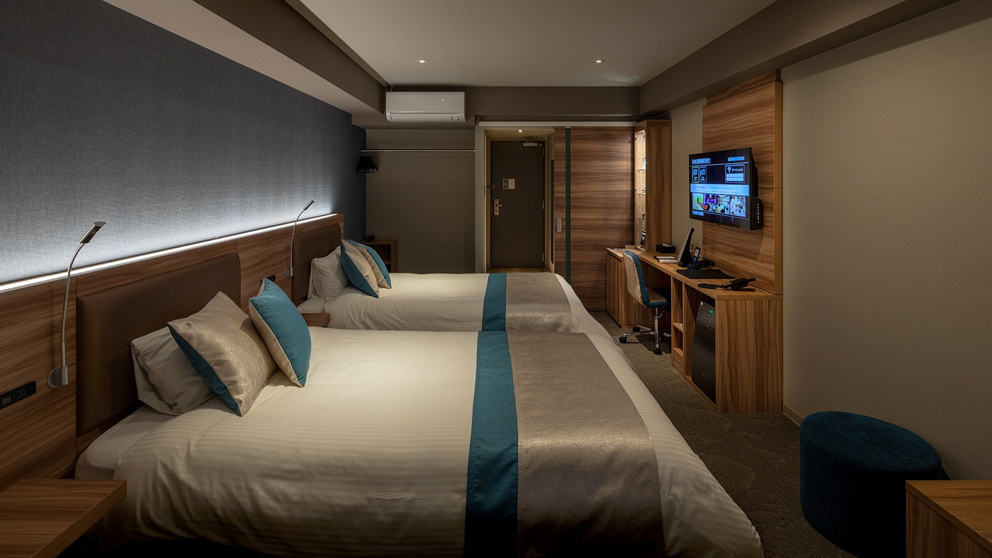 温泉と地元の味を楽しむ朝食バイキングでパワーチャージ3659742