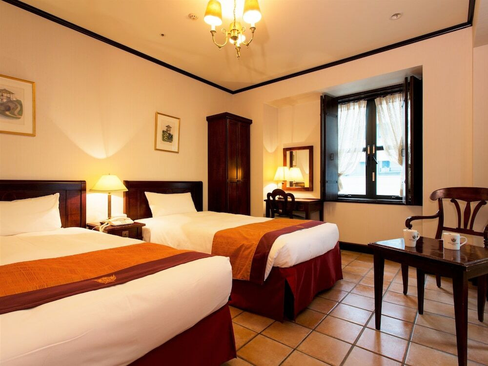 異国情緒あふれるホテルで、50種類以上のメニューが並ぶ朝食を4228807