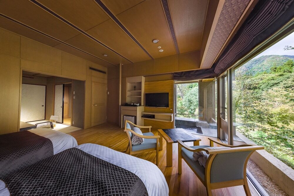 露天風呂付和洋室①