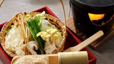 食事・飲み物 / 12