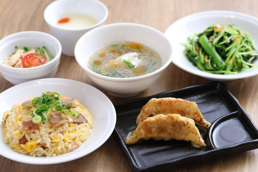 朝食