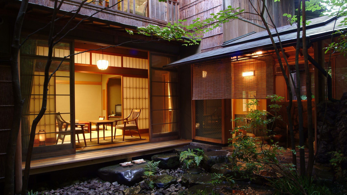 時間を忘れさせてくれる創業約160年の旅館3934314